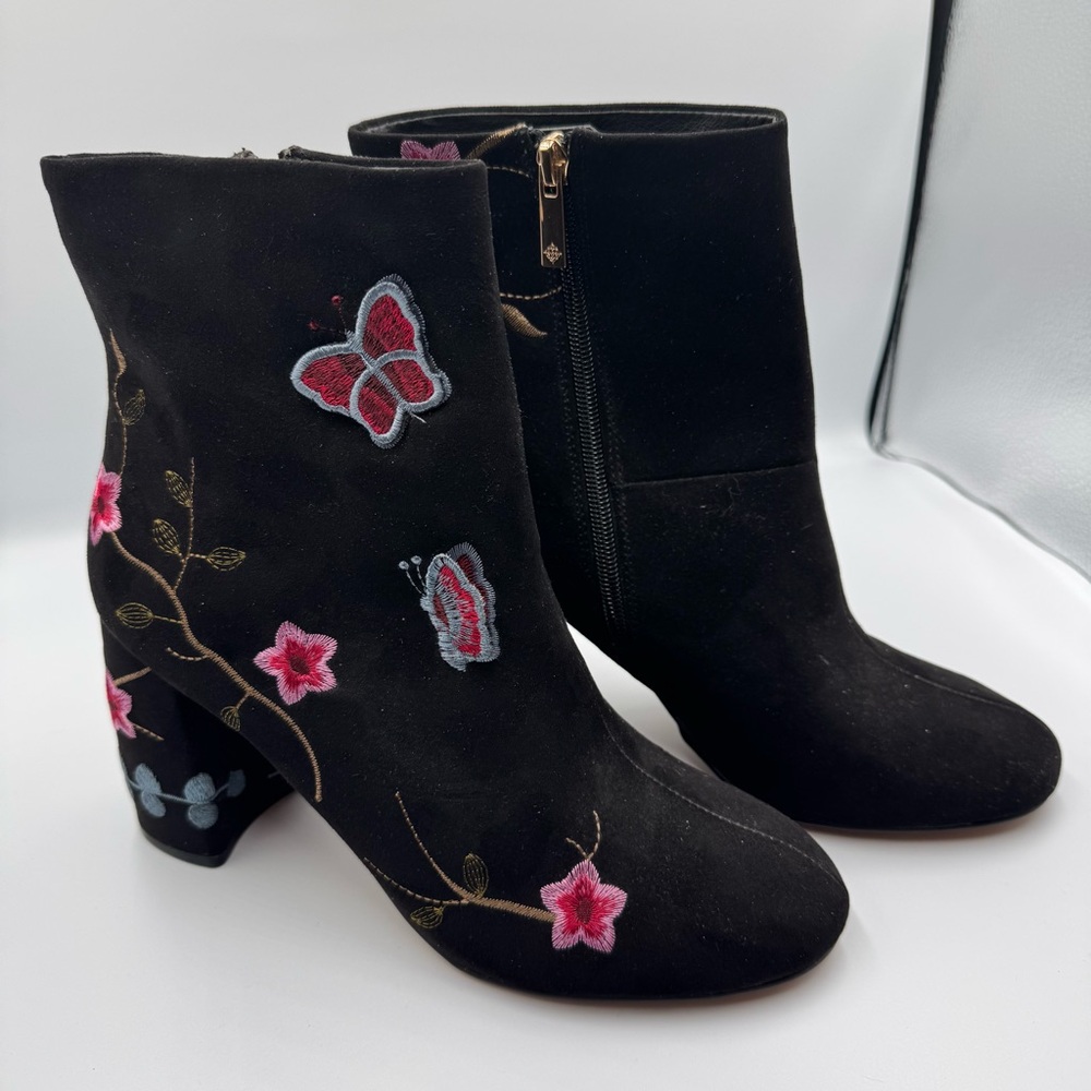 Nanette Lepore Boots Sz 10Black Suede Embroidered Flowers Butterfly Festival Y2K